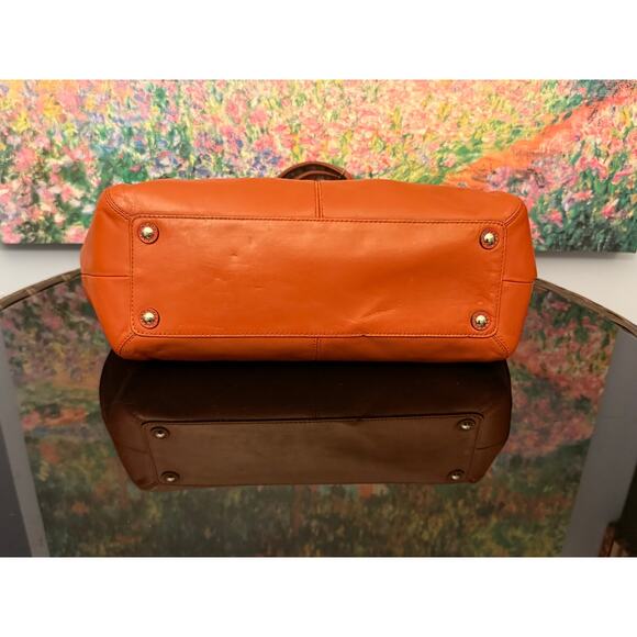 GUC Coach F13732 Soho Pleated Leather Satchel Tote - Picture 4 of 9